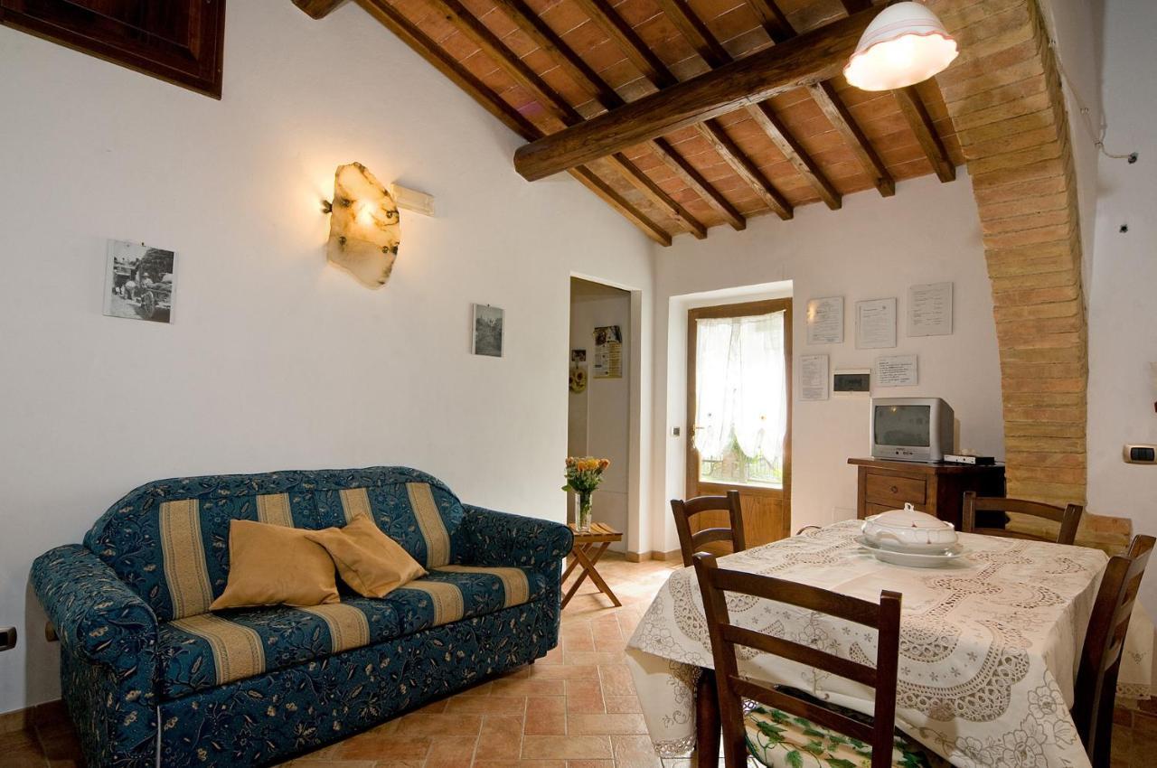 Fontesettimena Rondine- Capriolo * Volterra